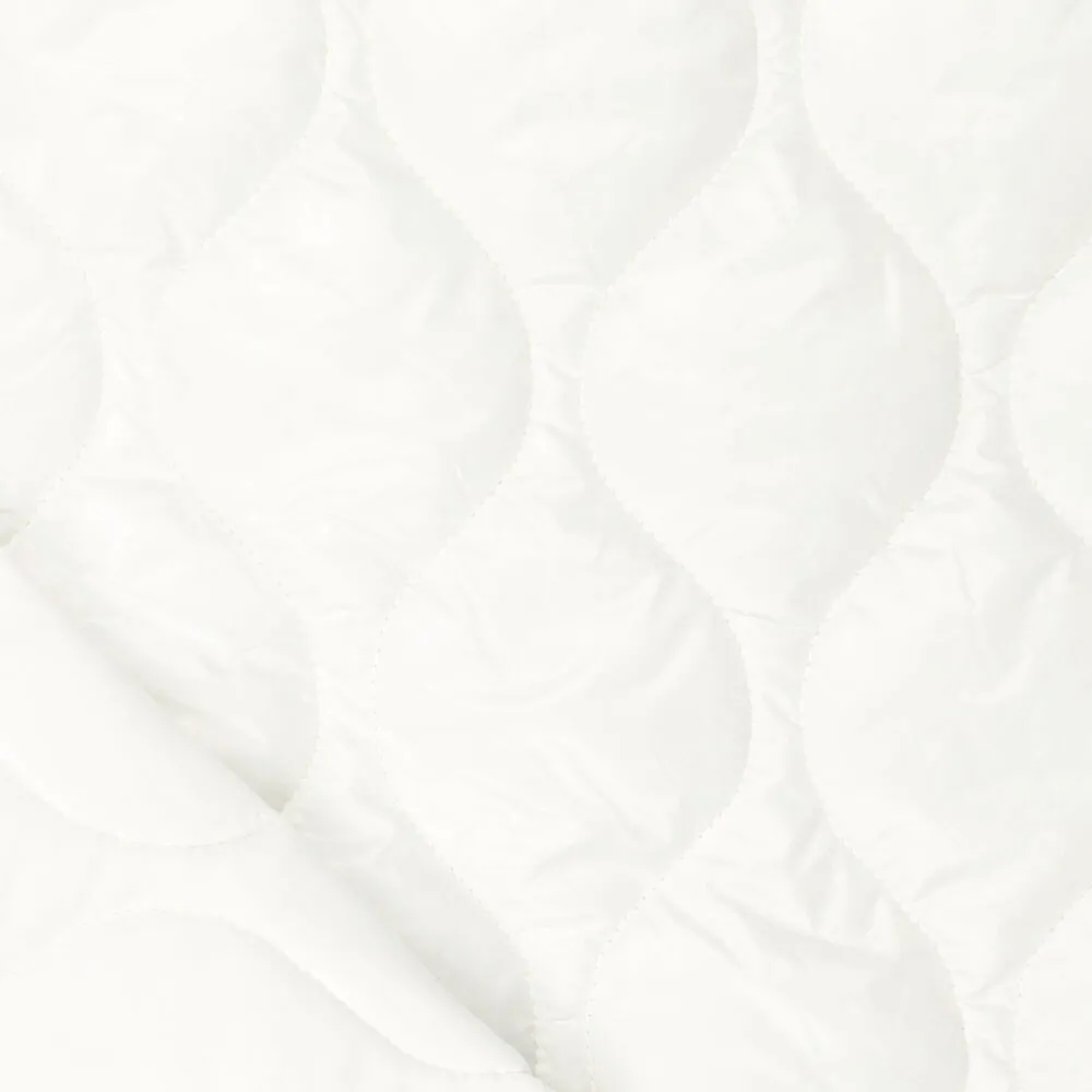 20247 Snow Matelasse Knipidee.nl Double folded or Rolls Rolls (±